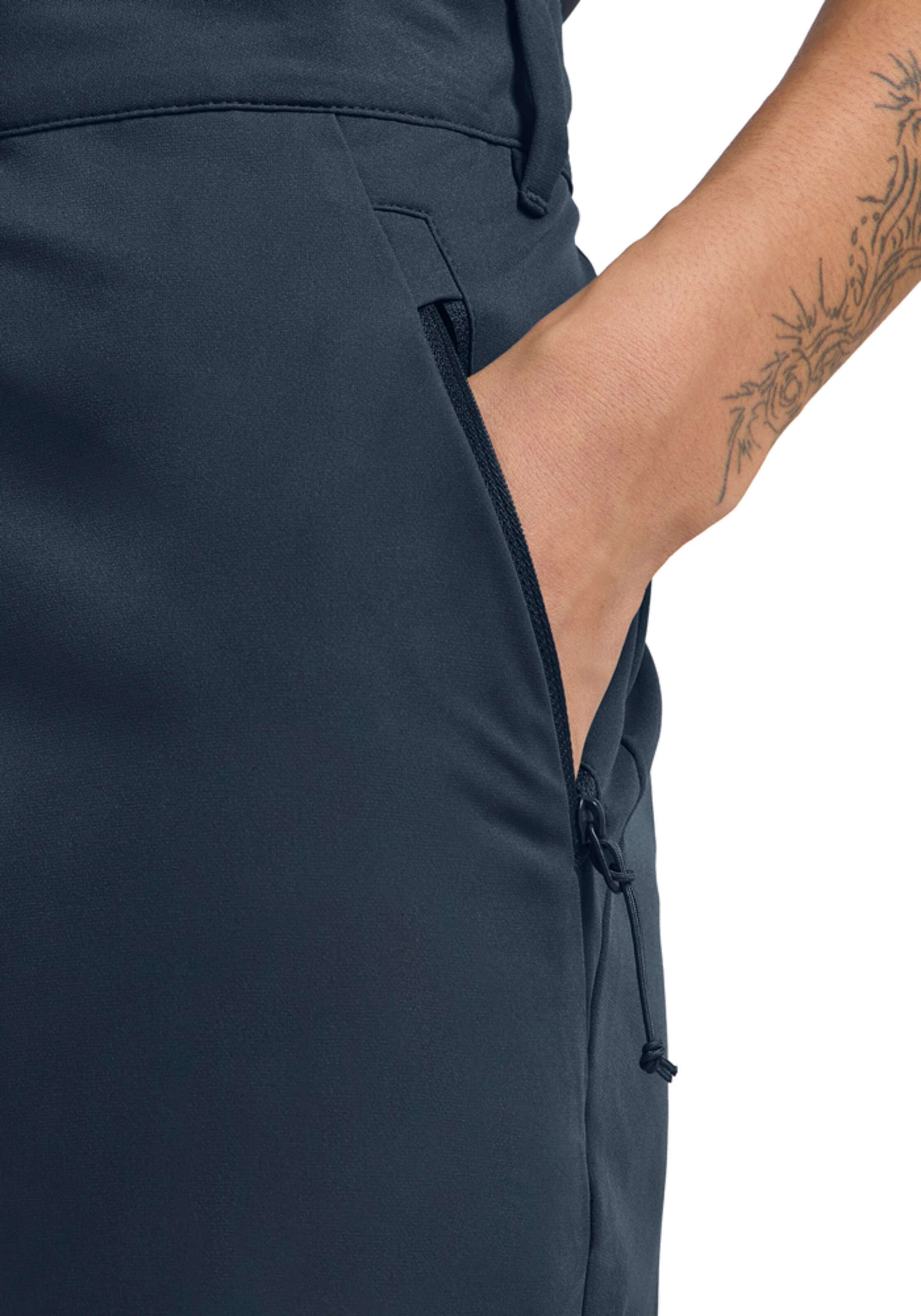 JACK WOLFSKIN Regular Shorts in Blau