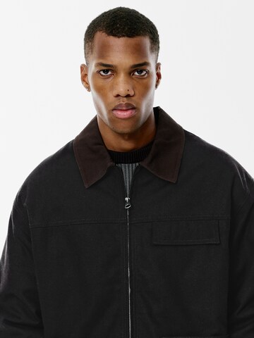 Veste mi-saison Pull&Bear en noir