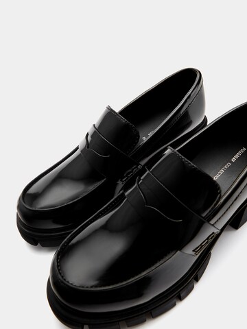 Chaussure basse Pull&Bear en noir