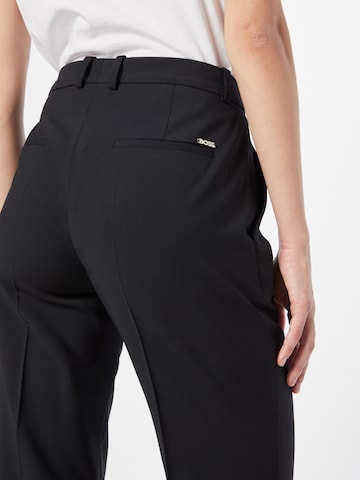 Regular Pantalon à plis 'Tameah' BOSS en noir