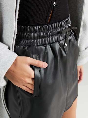 TOPSHOP Skirt 'Sporty Mini' in Black