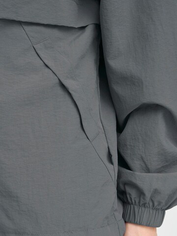 Oxmo - Chaqueta de entretiempo en gris