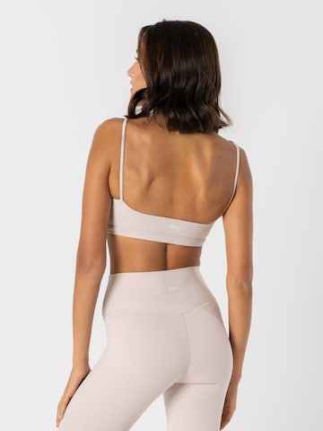 dayr Sporttop 'Scoop Bra' in Beige