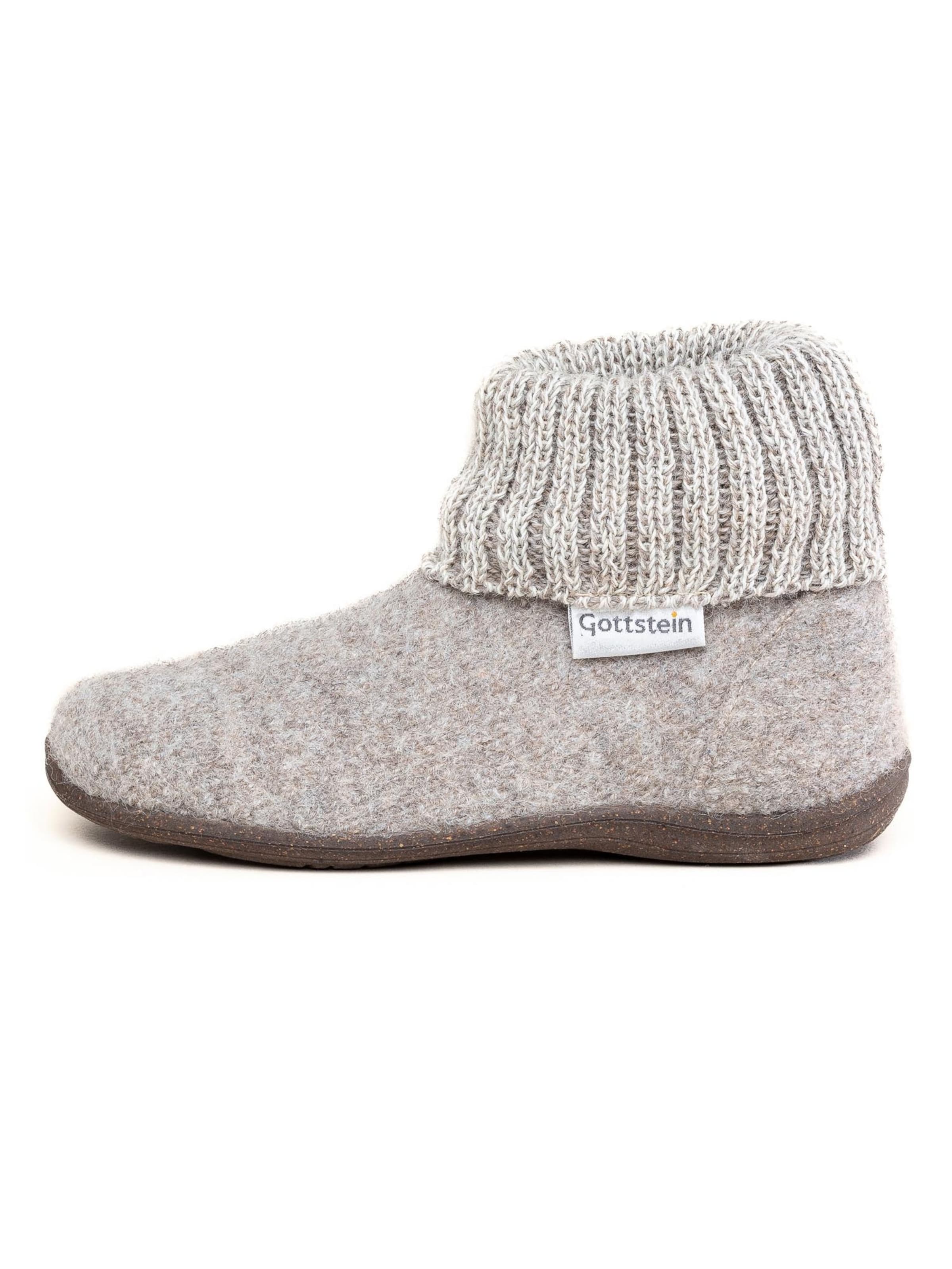 Gottstein Slippers 'Alpine Boot RU' in Beige: front