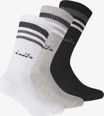 Diadora Socks in Black: front