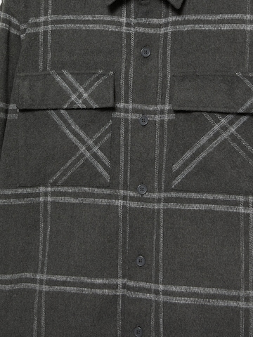 Pull&Bear Tussenjas in Zwart