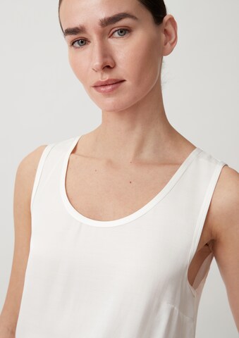 COMMA Top in White