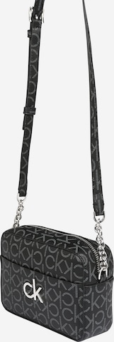 Calvin Klein Crossbody Bag in Black