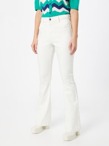 Dorothy Perkins Jeans 'Frankie' in White: front