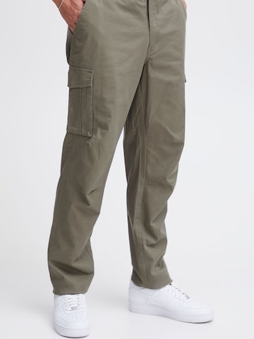 Regular Pantalon cargo ' Joe ' !Solid en vert : devant
