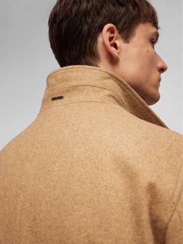 HECHTER PARIS Between-Season Jacket in Brown