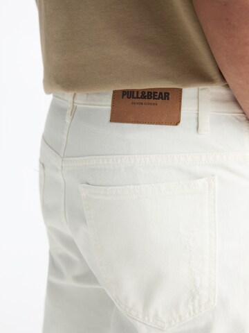 Pull&Bear Tapered Jeans in Beige