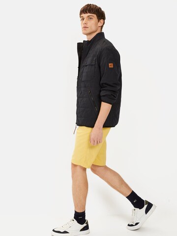 CAMEL ACTIVE Regular Chinoshorts aus Baumwolle mit Stretch in Gelb