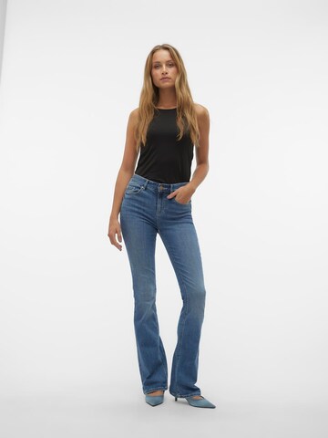 VERO MODA Bootcut Jeans 'Flash' in Blauw