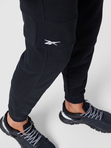 Reebok Tapered Sportbroek in Zwart