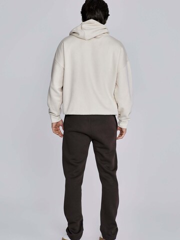 SikSilk Regular Sporthose 'Essentials Track Pants' in Braun