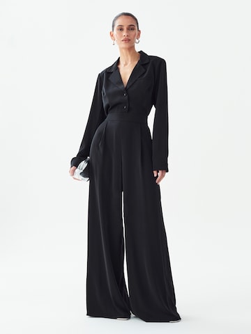 Tuta jumpsuit 'THALIA' di Willa in nero
