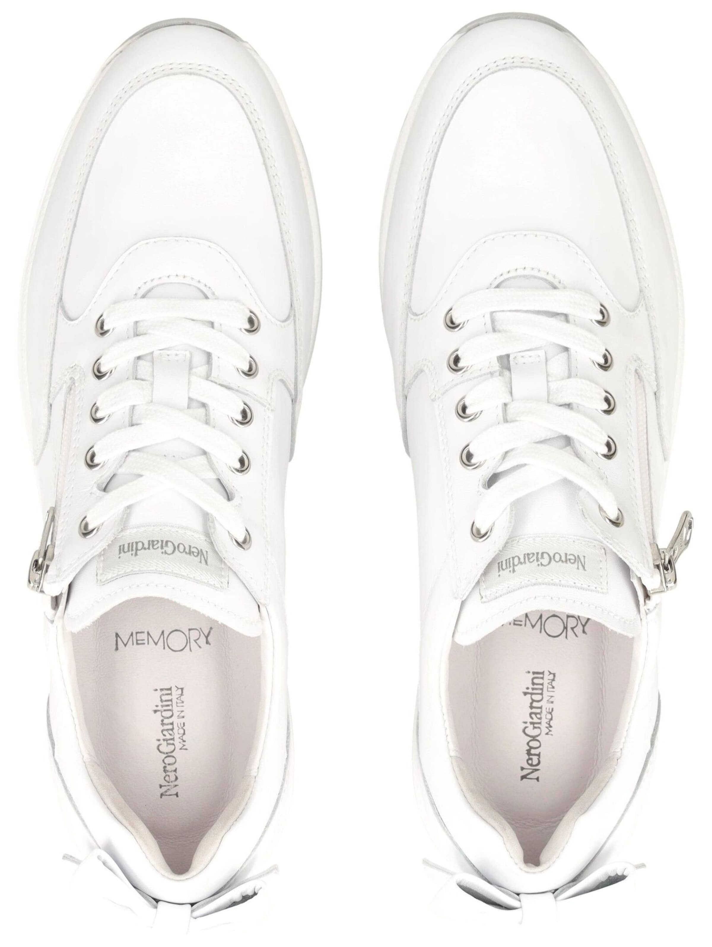 Sneaker bassa di Nero Giardini in bianco