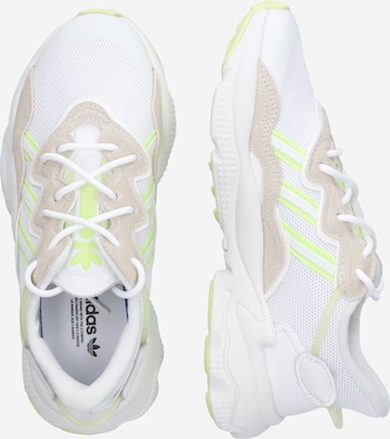 Baskets basses 'Ozweego' ADIDAS ORIGINALS en blanc