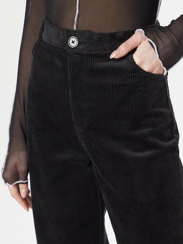 Monki Regular Hose in Schwarz