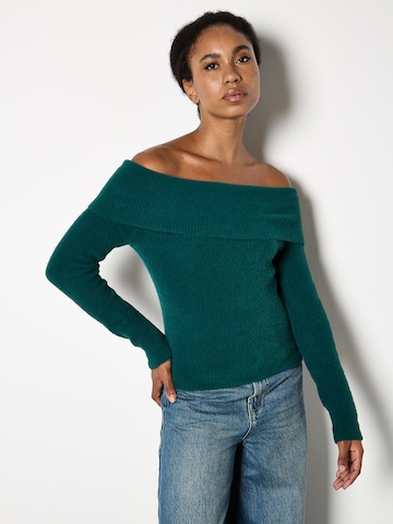 Apricot Pullover 'Bardot' in Grün: Vorderseite