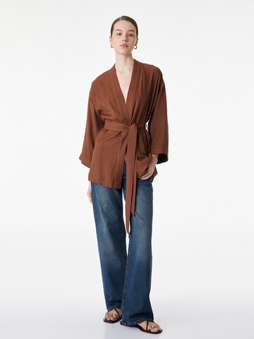 Koton Kimono in Bronze