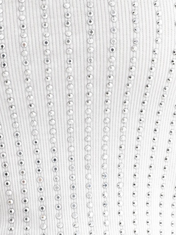 Haut Hiccup en blanc