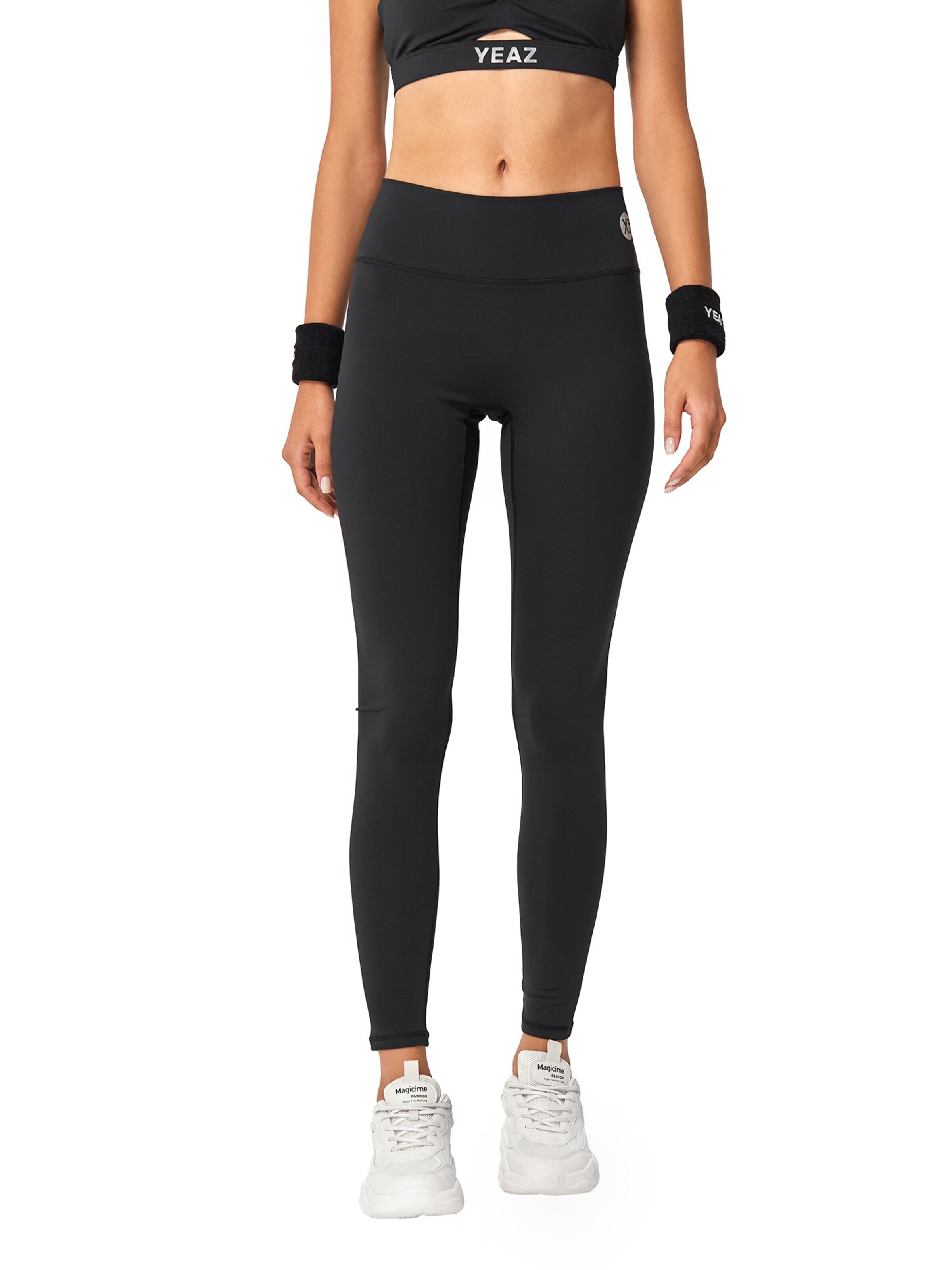 YEAZ Скинни Спортивные штаны в Черный: спереди