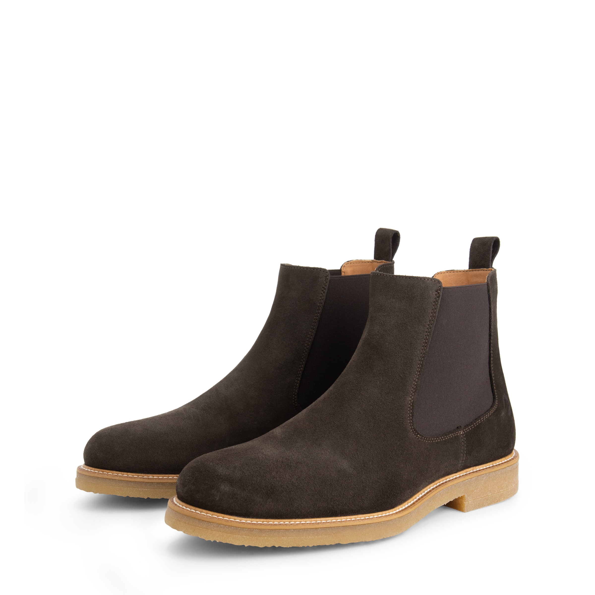 Travelin Chelsea Boots in Brown