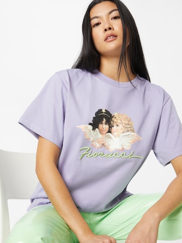 Fiorucci T-shirt i lila