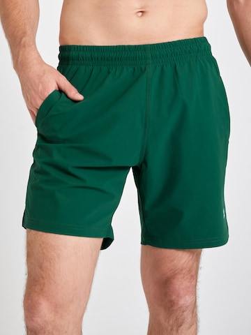 Regular Pantalon de sport 'Regular' SPORTKIND en vert : devant
