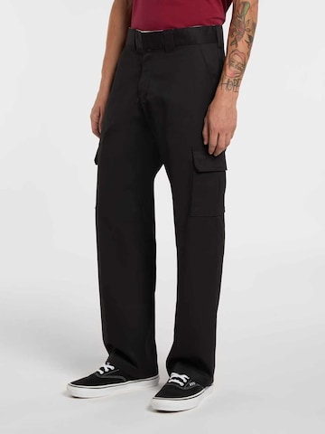 DICKIES Свободный крой Брюки-карго в Черный: спереди