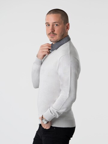 PANTONECLO Pullover 'Pantoneclo Men’s Mock Sweater' i grå