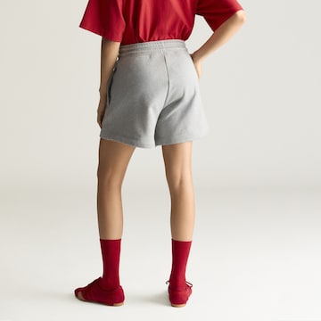 Loosefit Pantaloni sportivi 'TrueCasuals' di ADIDAS BY STELLA MCCARTNEY in grigio