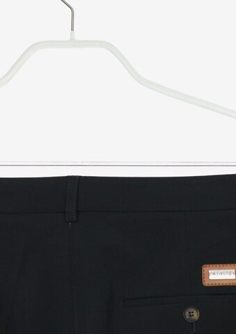 Alviero Martini Pants in L in Black