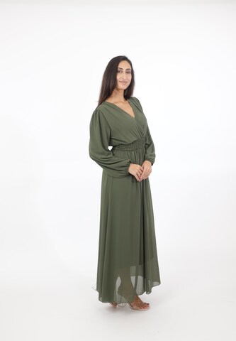 Elara Kleid in Grün
