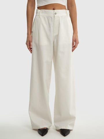 BIG STAR Wide leg Trousers 'Malu' in White: front