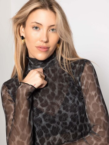 SASSYCLASSY Shirt‌‌‌‌‌‌‌ in Mischfarben