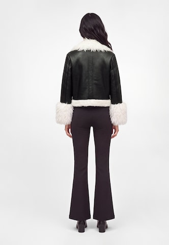 Marc Cain Between-season jacket in Black