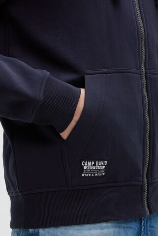 CAMP DAVID Sweatjacke in Blau