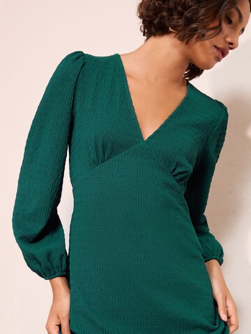 Friends Like These Платье в Зеленый