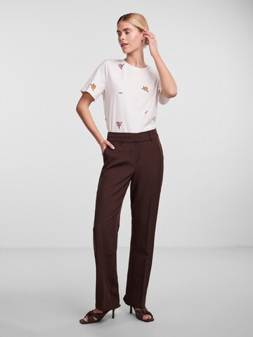 Flared Pantaloni con piega frontale 'BLURIS' di Y.A.S in marrone