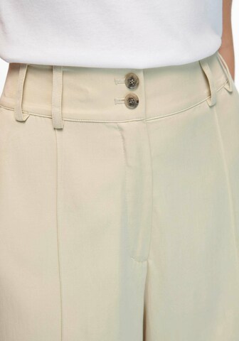 tRUE STANDARD Wide leg Pants in Beige