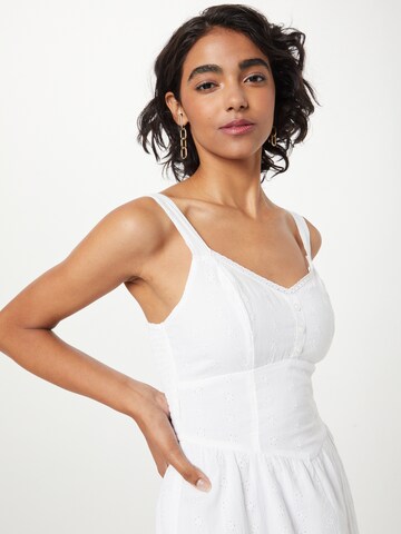 Robe HOLLISTER en blanc