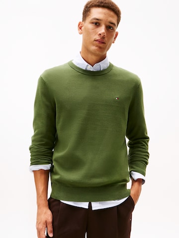 Pulover 'Essential' de la TOMMY HILFIGER pe verde: față