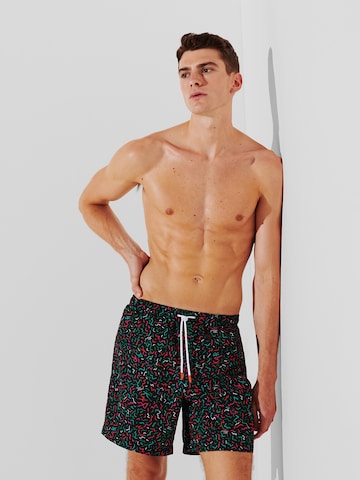 Shorts de bain Karl Lagerfeld en noir : devant