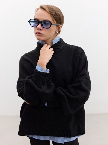 MANUKA Sweater in Black