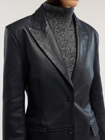 Cappotto invernale di Trussardi in nero