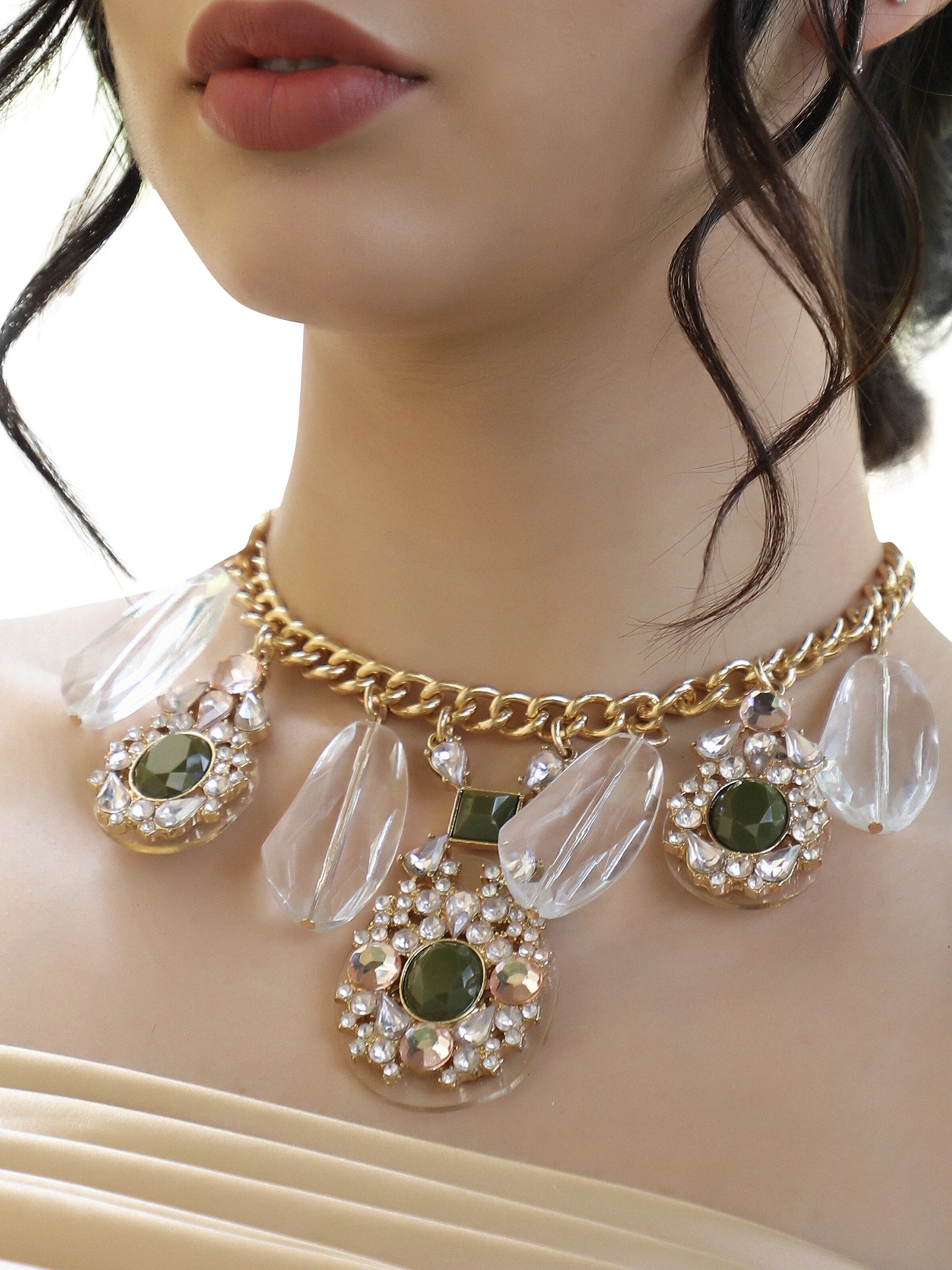 Chaîne SOHI en vert : devant