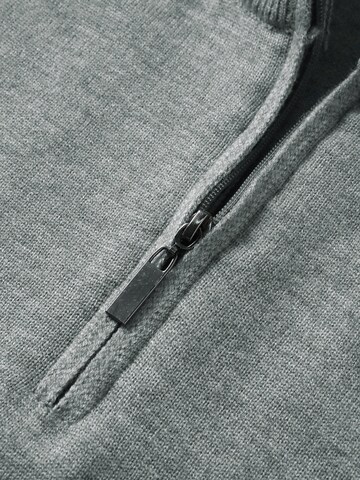 ALLTHEMEN Sweater 'Maschenzug' in Grey